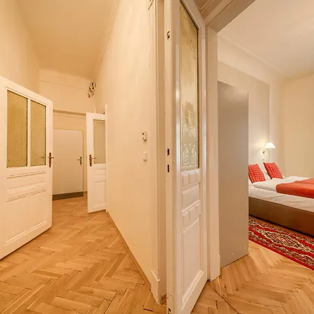 39 Wenceslas Square Apartment *
